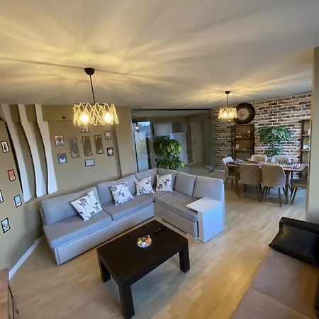 Cozy And New At The Heart Of Kadikoy #1 Privat bolig *
